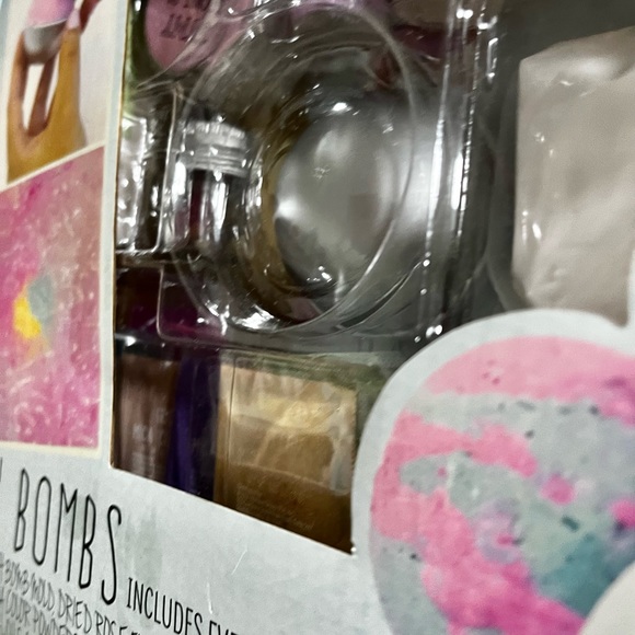 NIB STMT Do it Yourself bath bomb kit - Picture 6 of 10